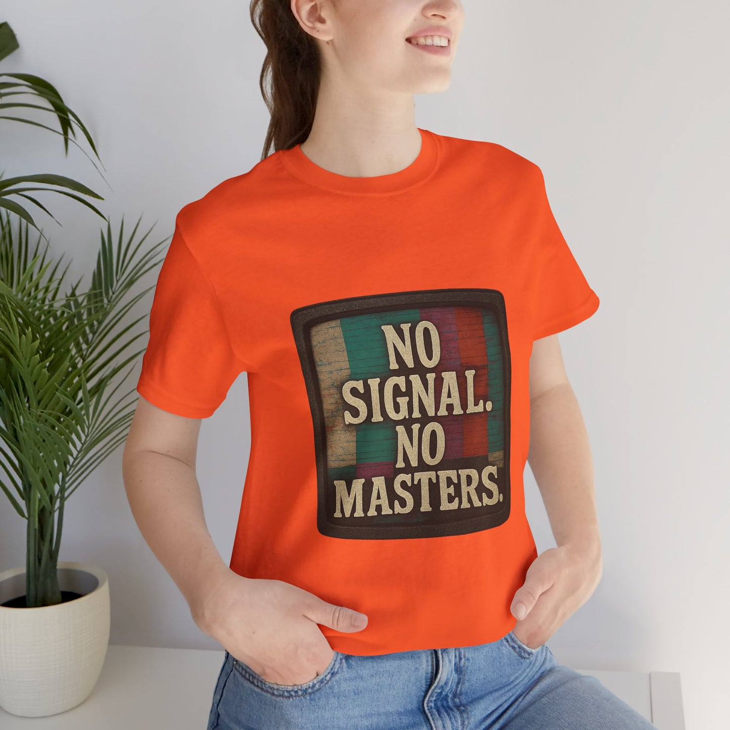 Unisex Tee - No Signal No Masters TV Graphic Glitch Effect Shirt