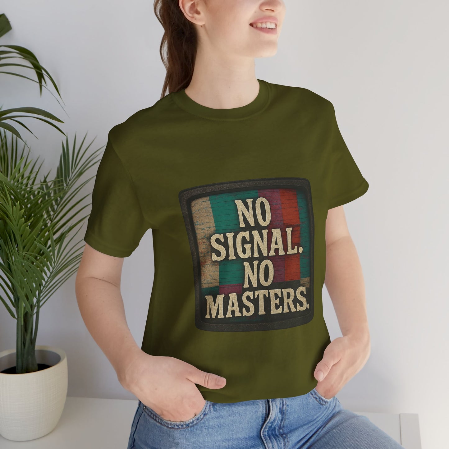 Unisex Tee - No Signal No Masters TV Graphic Glitch Effect Shirt