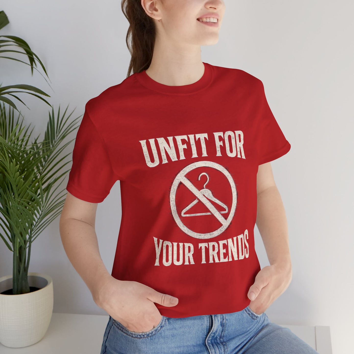 T-Shirt Bold Rejection of Mainstream Fashion Glitched 'No' Symbol